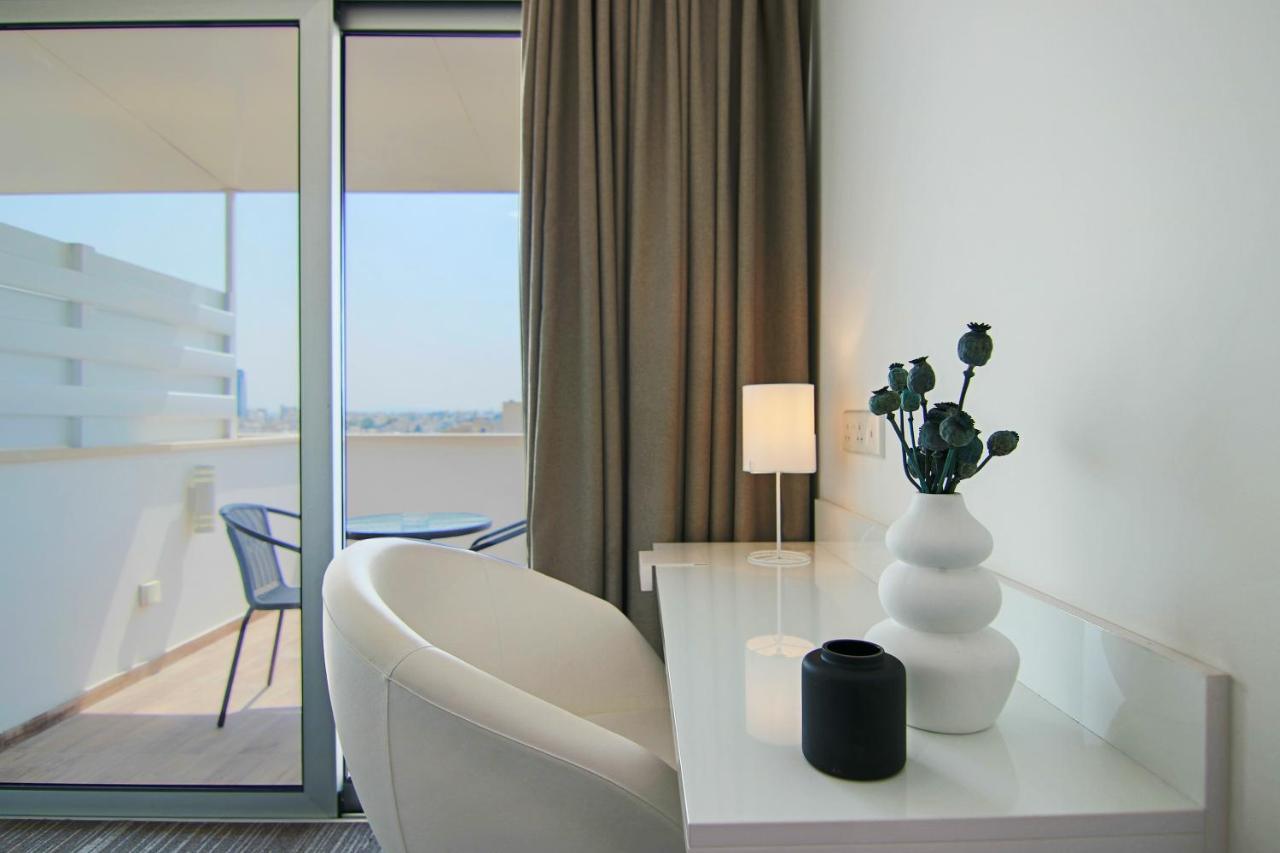 Phaedrus Living: Luxury Suite Nicosia 508 Luaran gambar
