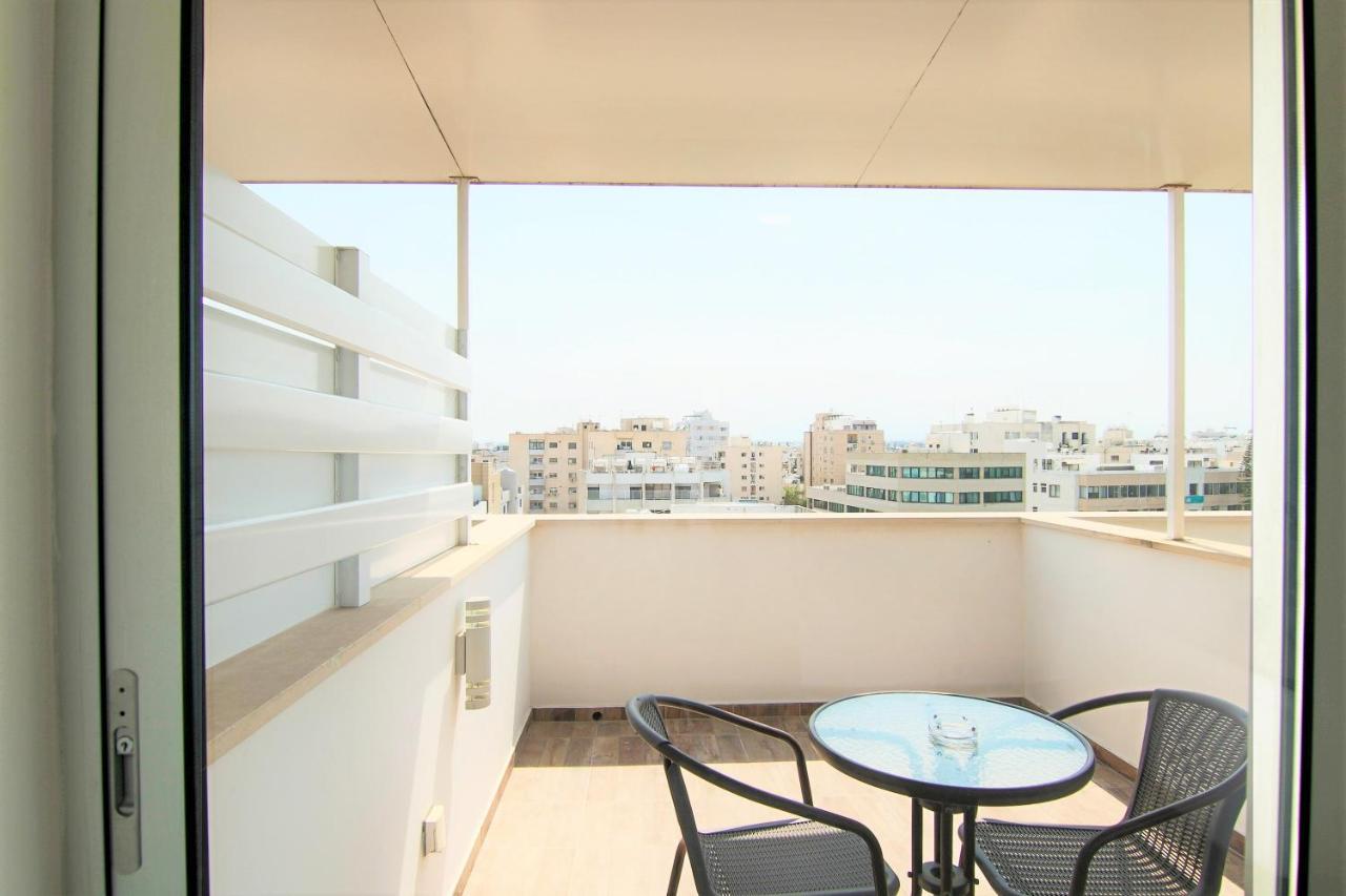 Phaedrus Living: Luxury Suite Nicosia 508 Luaran gambar